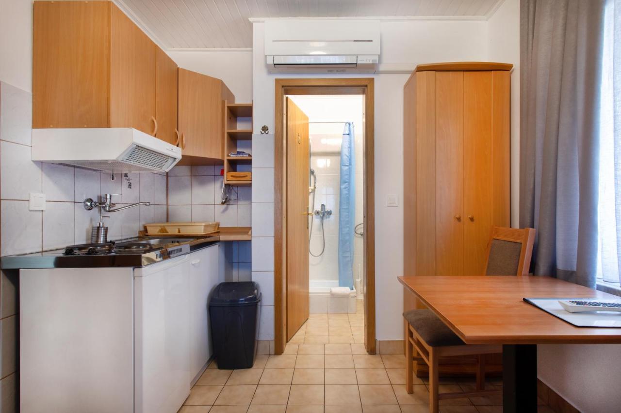 Apartmaji Pri Perotu 이졸라 외부 사진
