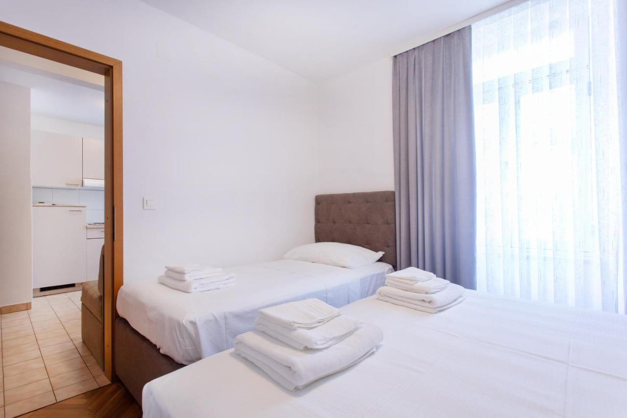 Apartmaji Pri Perotu 이졸라 외부 사진